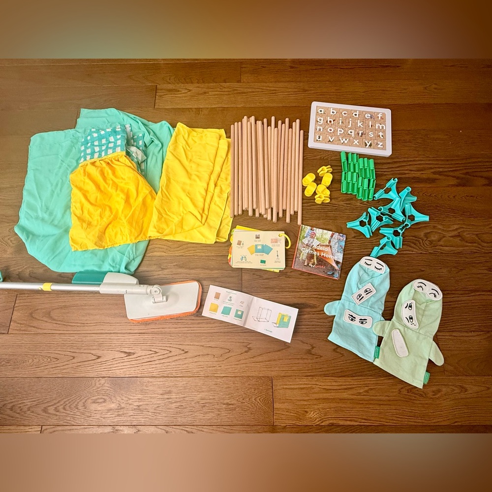 Lovevery 40-42 months toys set